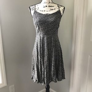 Old Navy Black and White Print Skater Dress